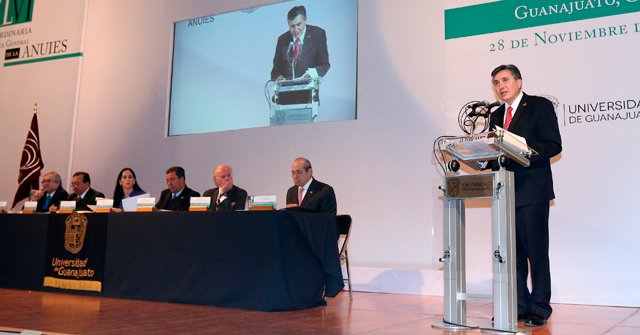 Raúl González Pérez, Ombudsman Nacional