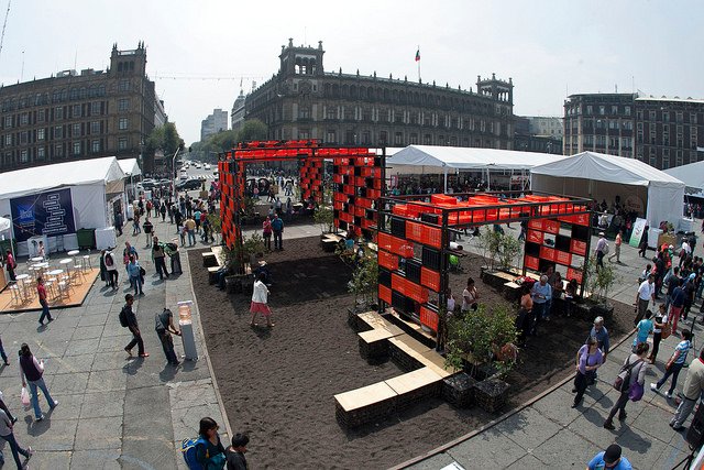 292 expositores y la oferta de más de 350 sellos editoriales en la 14 Feria Internacional del Libro en el Zócalo de la Ciudad de México. Foto Secretaría de Cultura, CDMX