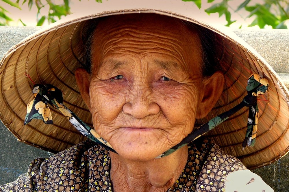 old-vietnamese-woman
