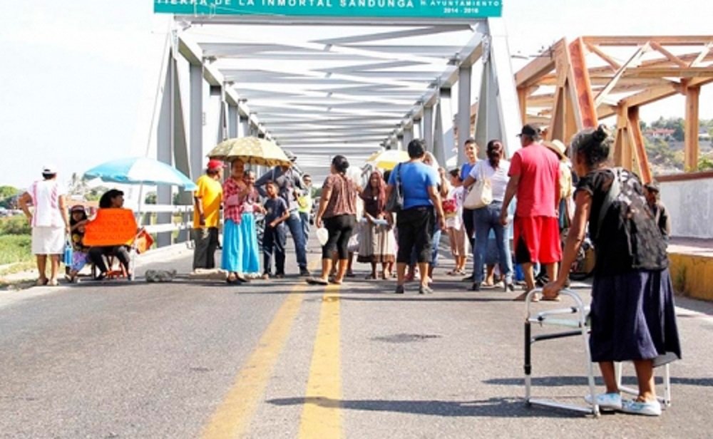 caaf0c22ec7f1548a2f62ab03d8417f6_xl