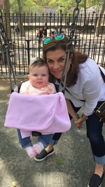 ¿Necesitas una niñera? No cuentes con la abuela