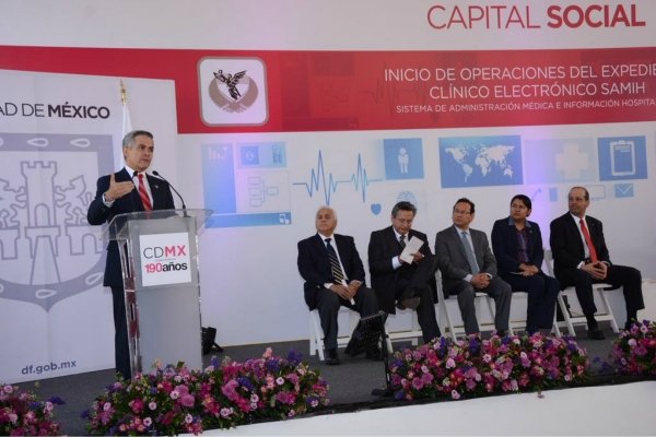 Opera en 30 hospitales de la CDMX expediente electrónico