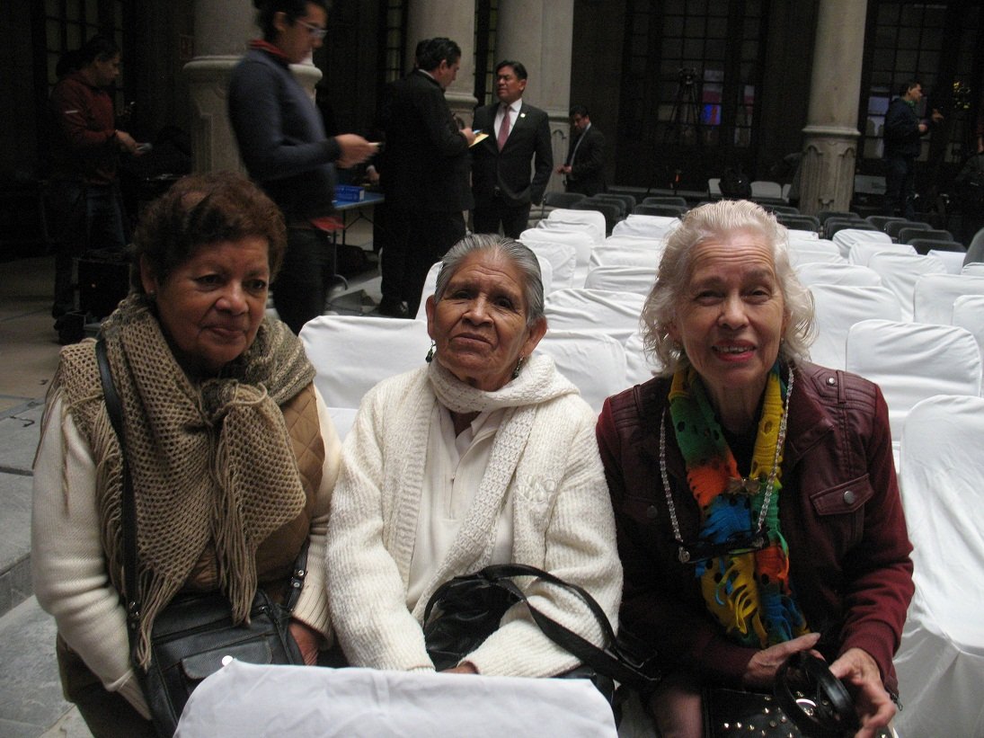 Se acabaron las filas para las personas adultas mayores en la Tesorería