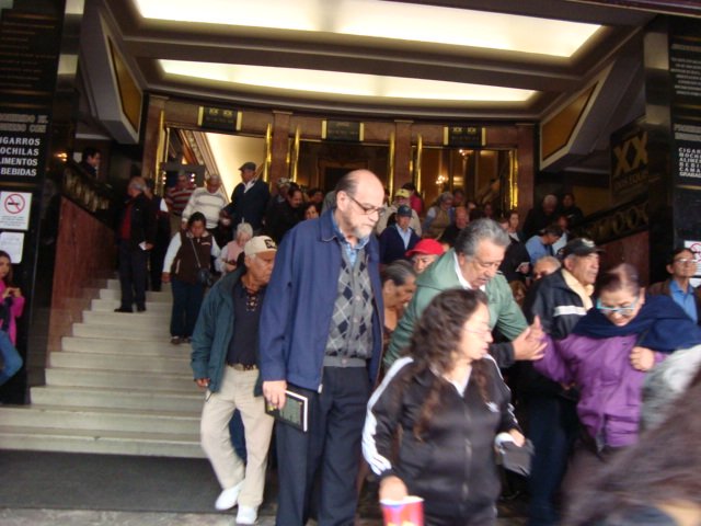 Personas mayores declinan al denunciar maltrato cuando se trata de acusar a familiares