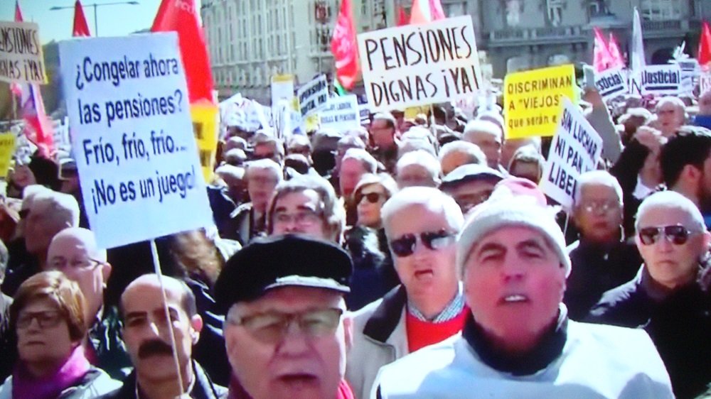 “Más pensiones y menos ladrones”