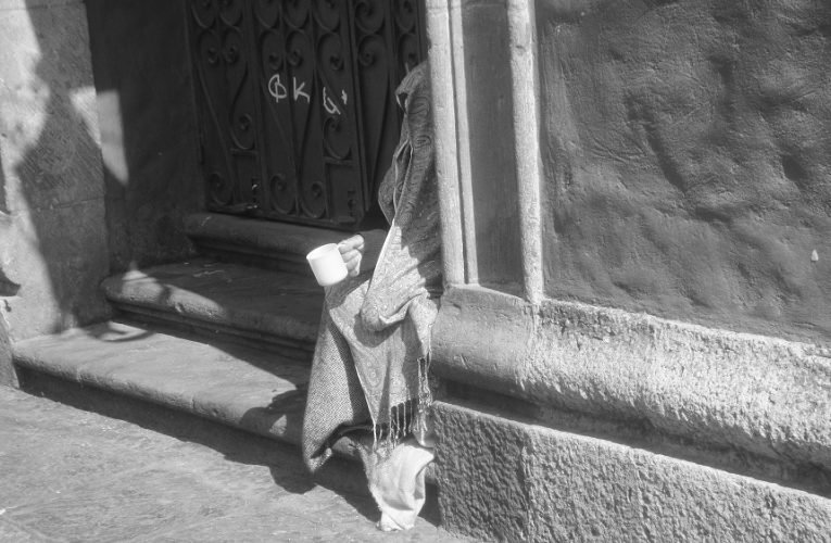 Exigen acceso gratuito a servicios de salud para todas las personas adultas mayores del país