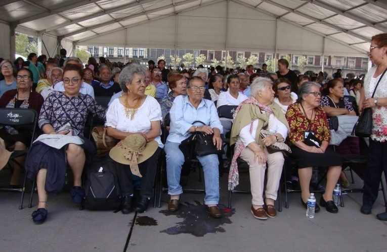 Promover, proteger y respetar los derechos y dignidad de las personas mayores