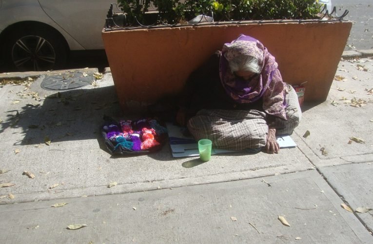 Edadismo en el ámbito de la salud y riesgo de suicidio en personas mayores: un desafío para la salud pública en América Latina