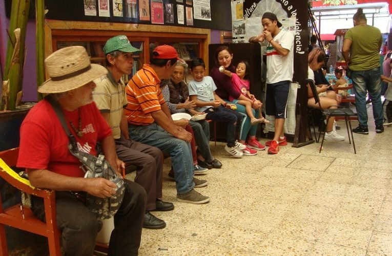 Aprueban en Comisión emitir convocatoria para el “Parlamento Adultos Mayores 2026”