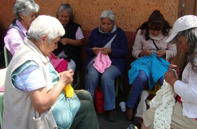 Llama la CDHCM  a garantizar el Derecho al cuidado de las personas mayores