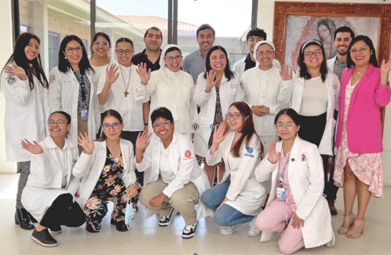 La demanda de personal geriátrico crecerá al doble del ritmo del mercado laboral global hacia 2050