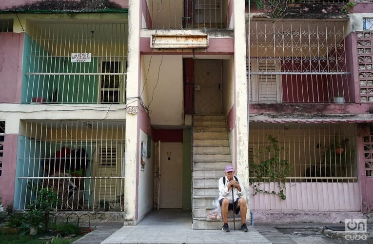 Gobierno cubano autoriza al sector privado a creación de asilos para ancianos y personas con discapacidad