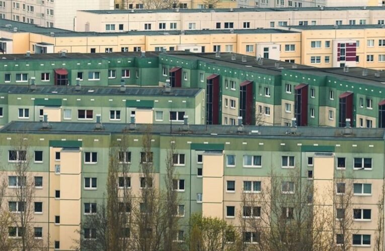 Hacienda confirma que a los mayores de 65 años que vendan su vivienda no se les aplicará la exención prevista en el IRPF si llevan menos de tres años viviendo en ella