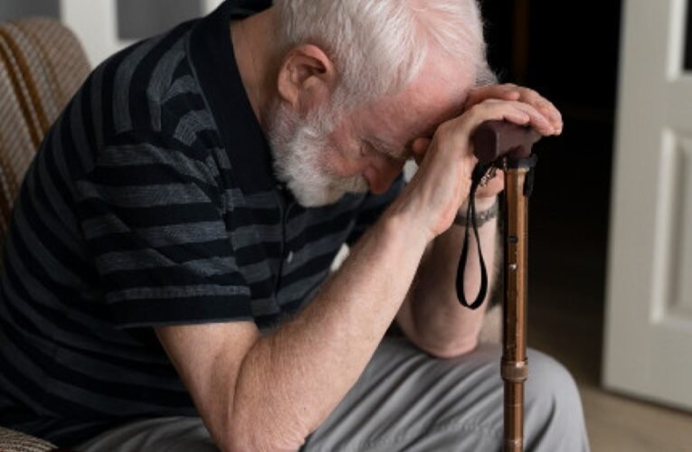 Prepararse para la vejez desde los 40 o 50 años: cinco claves para cuidar la salud mental